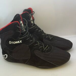Otomix Men's 9 Stingray Escape Bodybuilding Weightlifting‎ MMA Wrestling Shoes